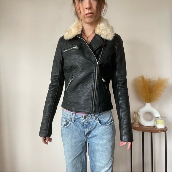 Zara Faux Leather Jacket with Fur Collar - Picture 5 of 7